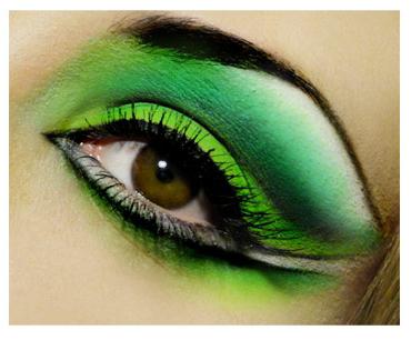 макияж глаз зелеными тенями