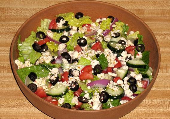 салат из свежих овощей калорийность 