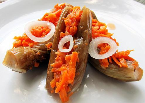 баклажаны фаршированные корейской морковью 
