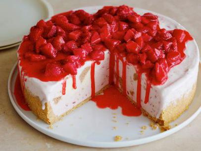 пирог со свежими ягодами 