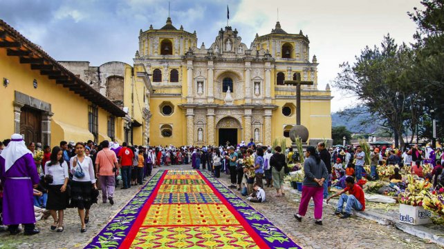 Город Антигуа Гватемала