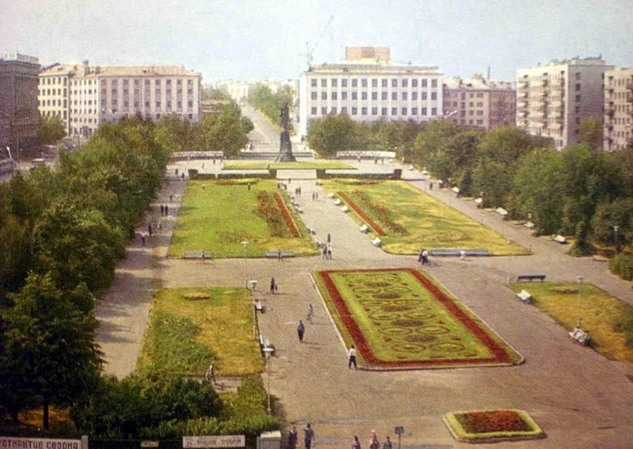 история площади Горького