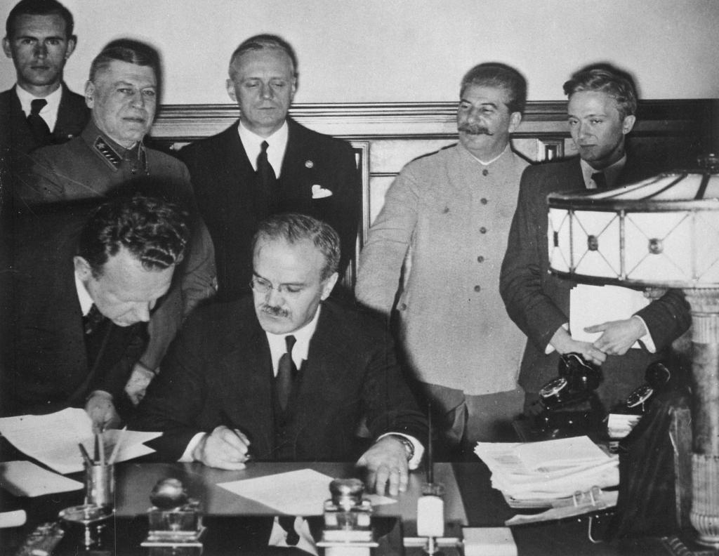 Подписание договора о границах 1945 г.