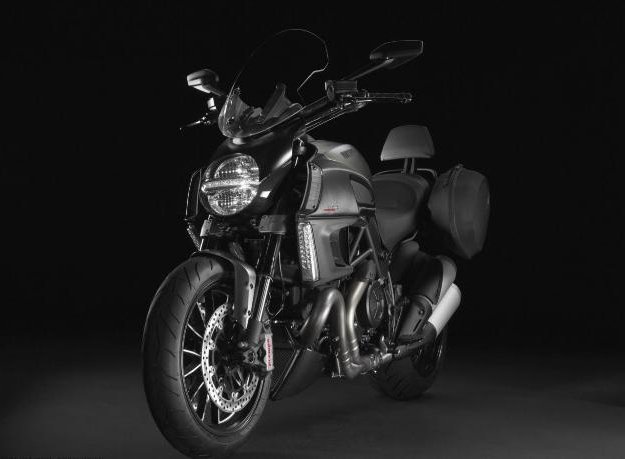 Ducati Diavel мотоцикл нового поколения