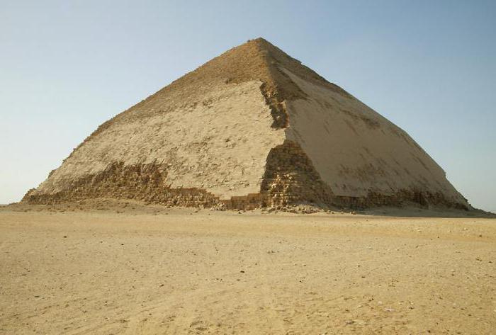 ломаная пирамида фото