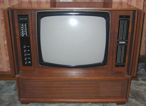 когда появились цветные телевизоры 