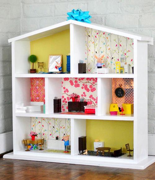 Кукольный домик своими руками - YouTube | Shelving unit, Home decor, Shelves