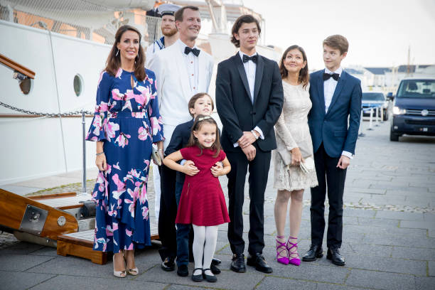принц Николай с семьей