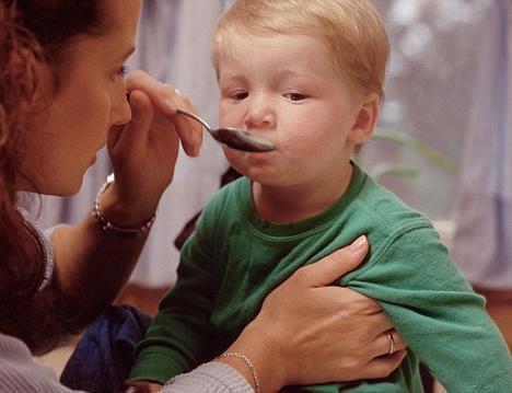 антибиотик при сухом кашле детям