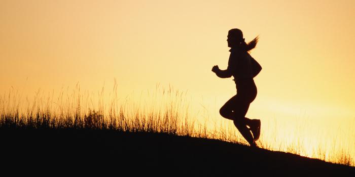 Упражнения для утренней зарядки женщинам, мужчинам и детям