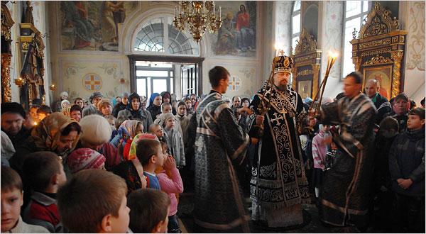 можно беременным ходить в церковь