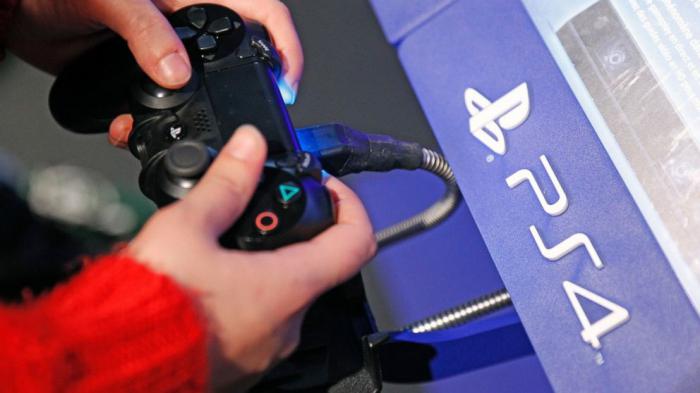 стоит ли покупать ps4 в 2014