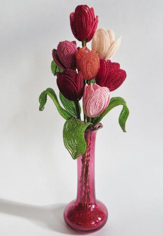 цветы из бисера тюльпаны