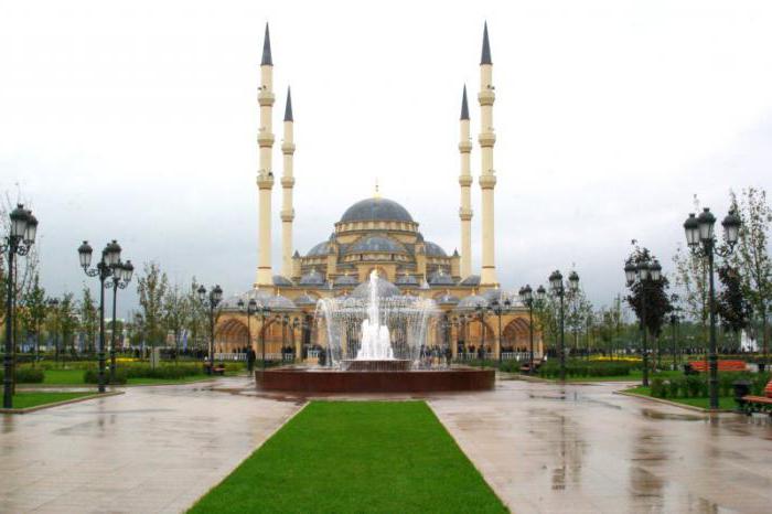 Самая большая мечеть в России