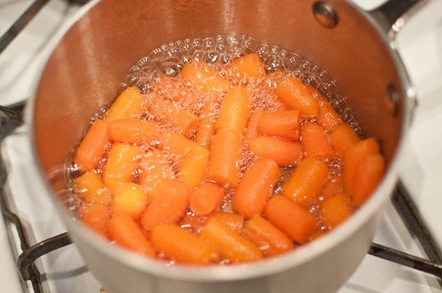 Какие витамины в моркови