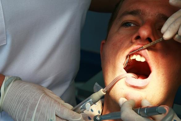 Протезирование зубов на импланта