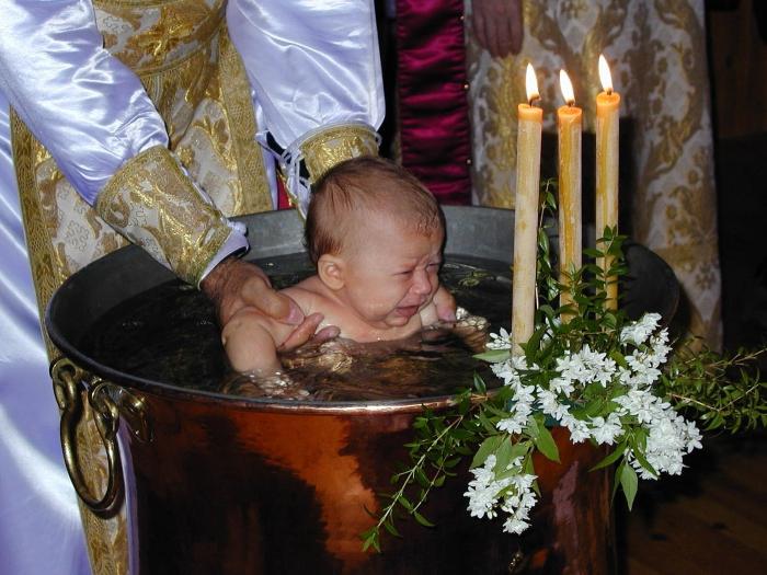 можно ли крестить ребенка