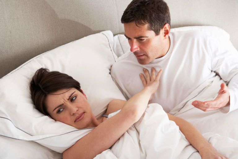 Почему жена отказывает в близости мужу? Причины, что делать?