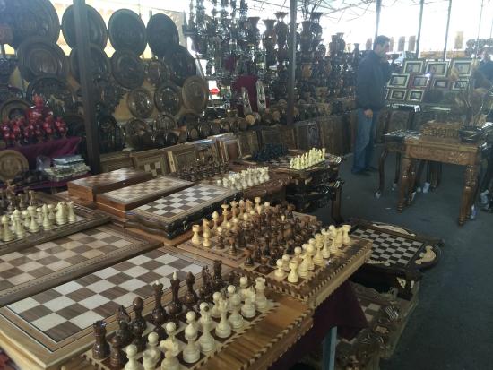 шахматы из дерева