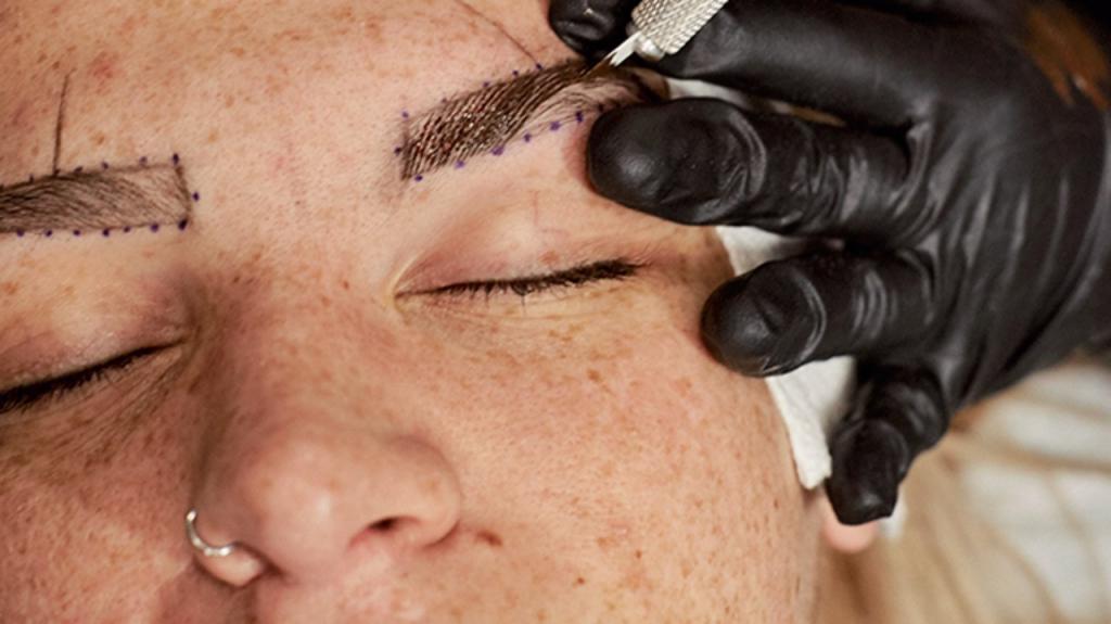Вреден ли татуаж бровей: особенности проведения процедуры, состав препаратов, плюсы и минусы татуажа