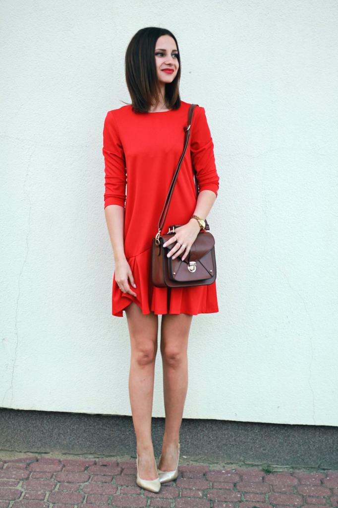 Красное платье, с чем его носить