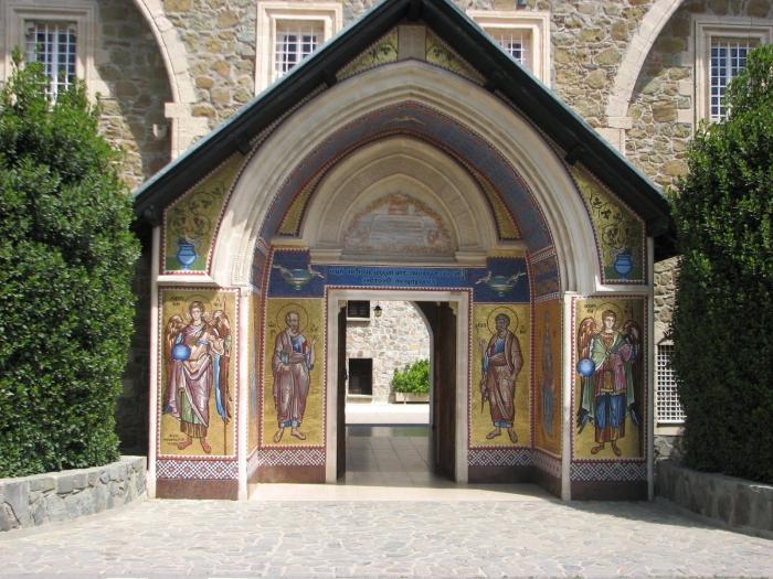 Монастырь Кикос