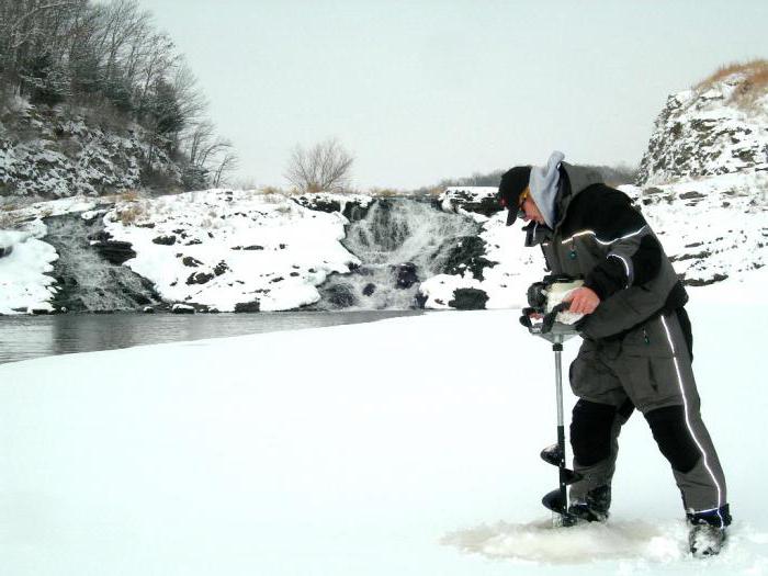 ледобур для зимней рыбалки