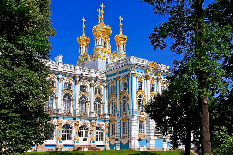 Екатерининский дворец возле Санкт-Петербурга (рококо)