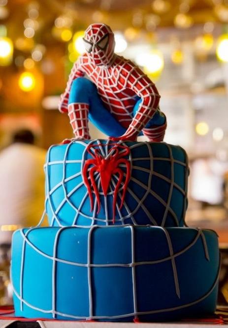 детский торт человек паук