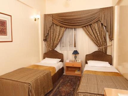 Royalton Hotel Dubai 2 