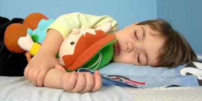 как уложить спать годовалого ребенка