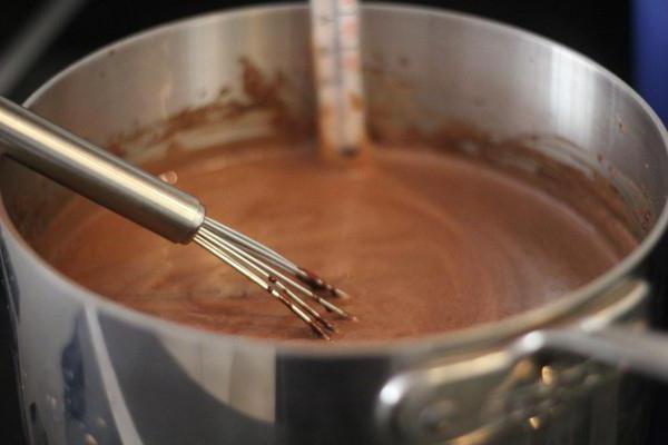 как приготовить заварной шоколадный крем