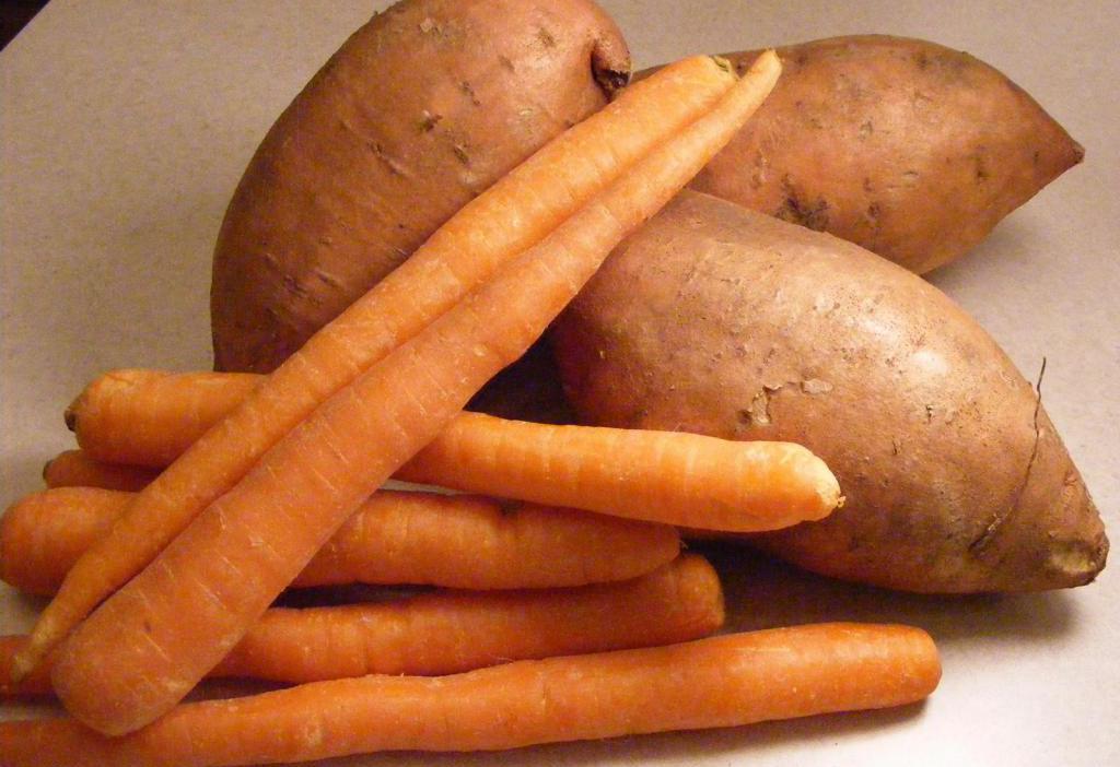 морковка и кукуруза