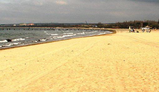 песчаный пляж на черном море 