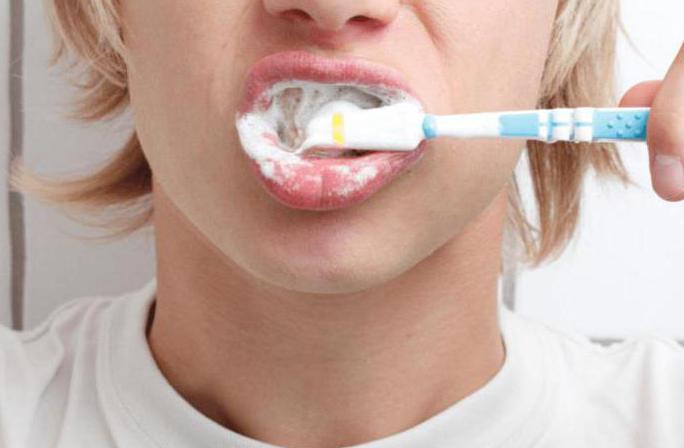 советы стоматологов сколько раз в день надо чистить зубы