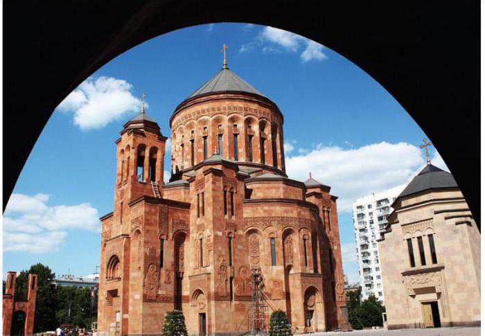 армянский кафедральный собор в москве 