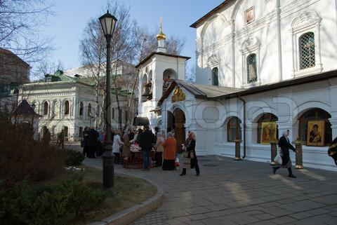 сретенский монастырь служба 
