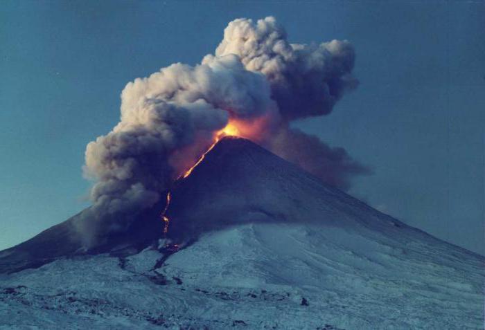 безымянный вулкан