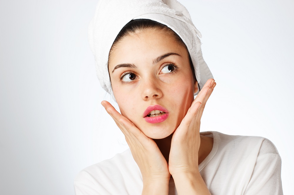 Волосы после смывки: способы ухода после процедуры, методы восстановления, профессиональные средства