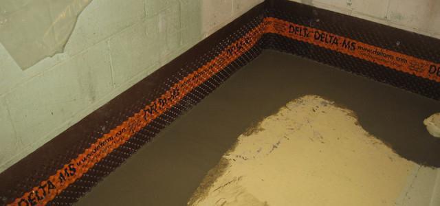 гидроизоляция деревянного пола в ванной под плитку 