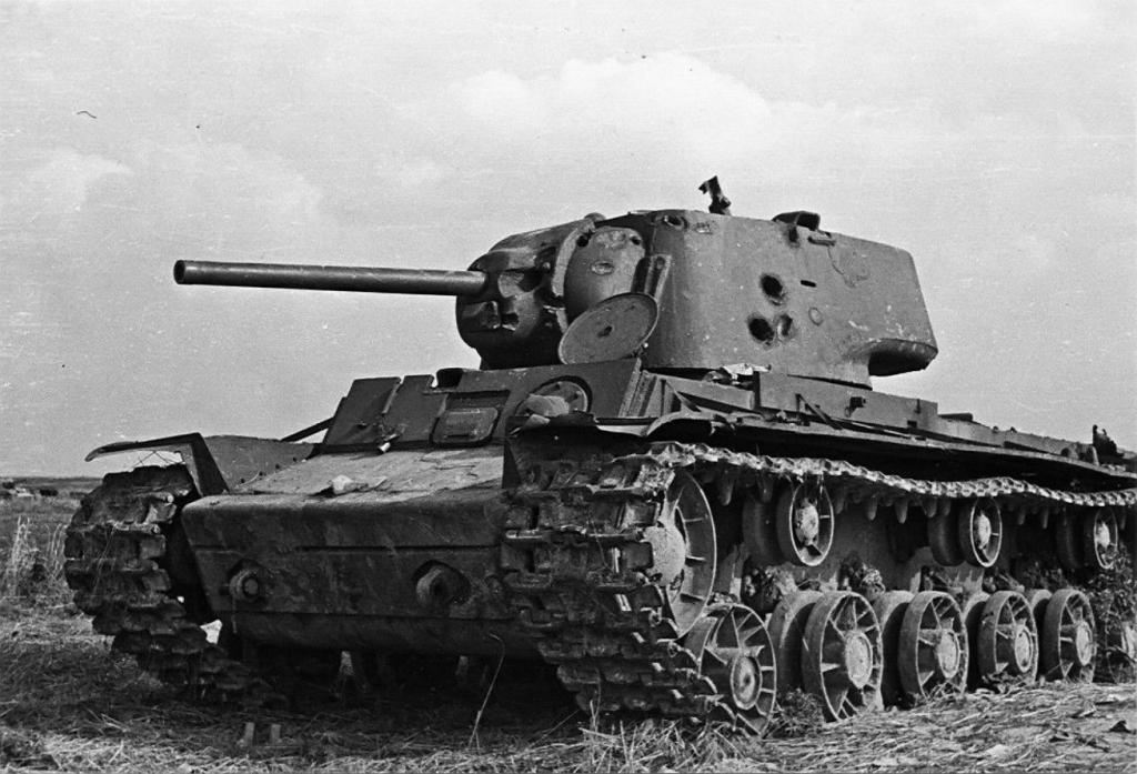 Советский танк КВ-1 "Климент Ворошилов"