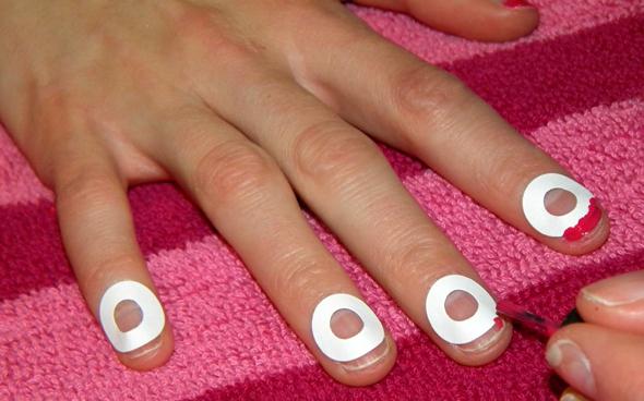 Розовый френч на ногтях: пошаговая инструкция выполнения
