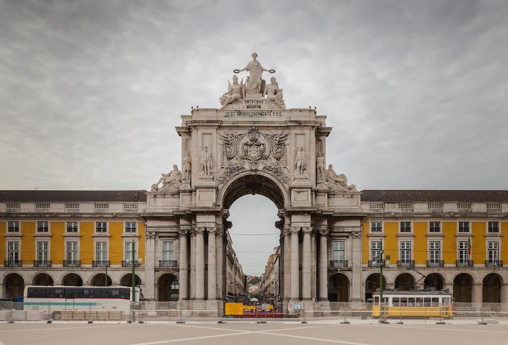 Торговая площадь в Лиссабоне