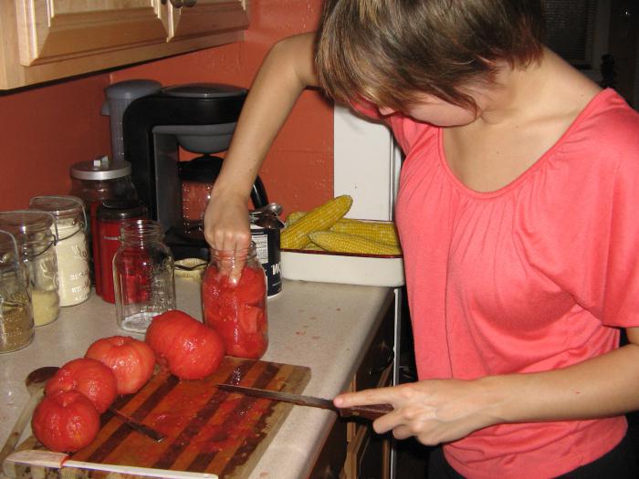маринованные помидоры в яблочном соке