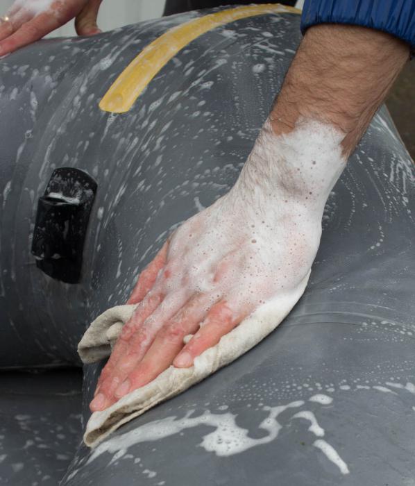ремонт резиновой лодки сшивные швы