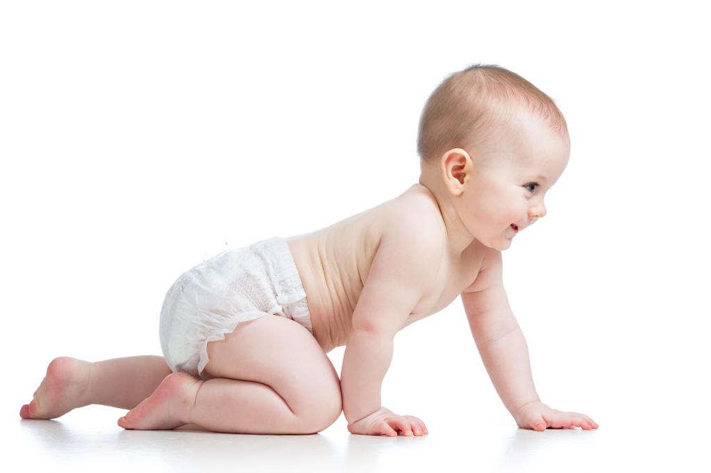Развитие ребенка в год и 4 месяца: важные моменты, психическая активность, нормы роста и веса