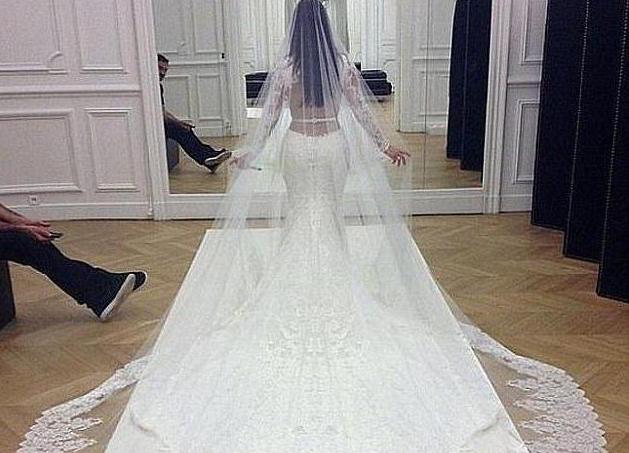 10 самых красивых свадебных платьев 