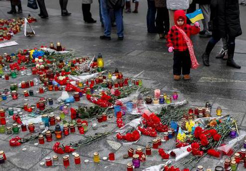 Сколько людей погибло на Украине во время ато