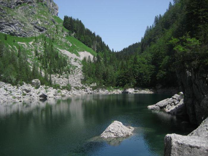 черное озеро черногория