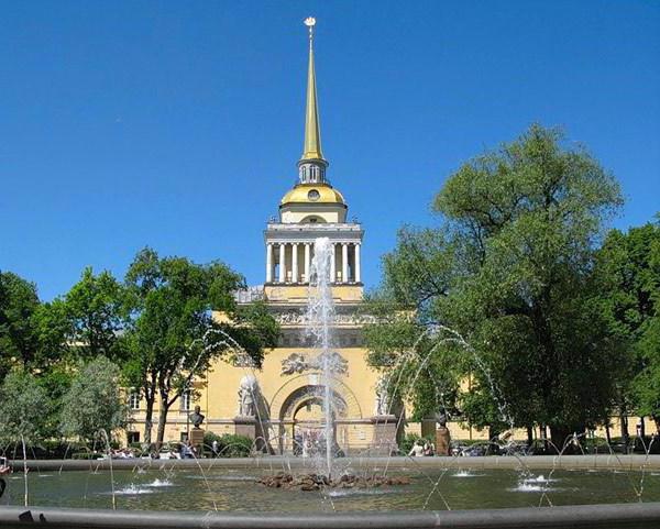 что входит в исторический центр санкт петербурга